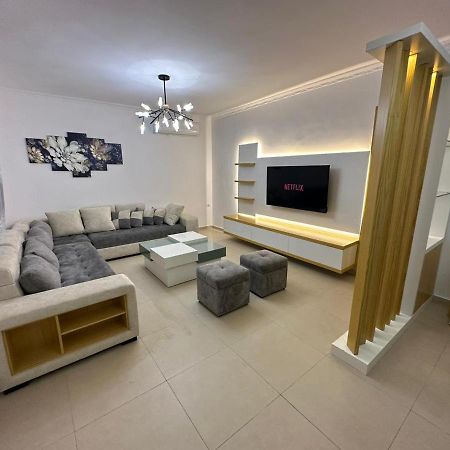 בראט Elby Apartments מראה חיצוני תמונה
