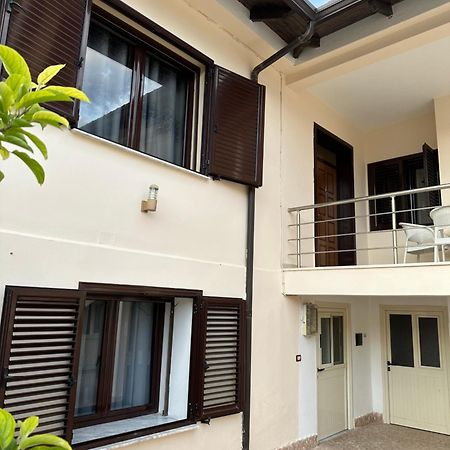 בראט Elby Apartments מראה חיצוני תמונה