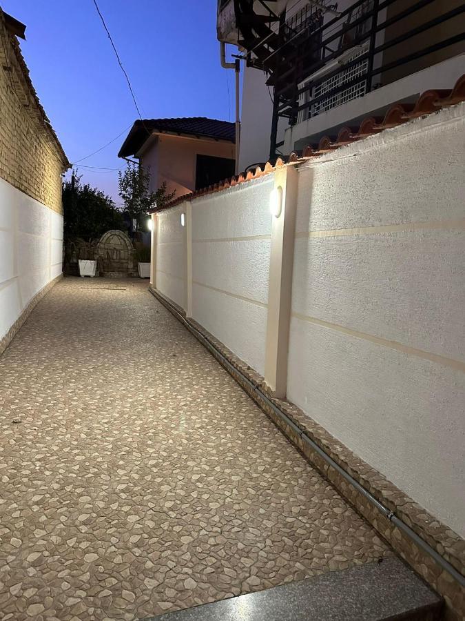 בראט Elby Apartments מראה חיצוני תמונה