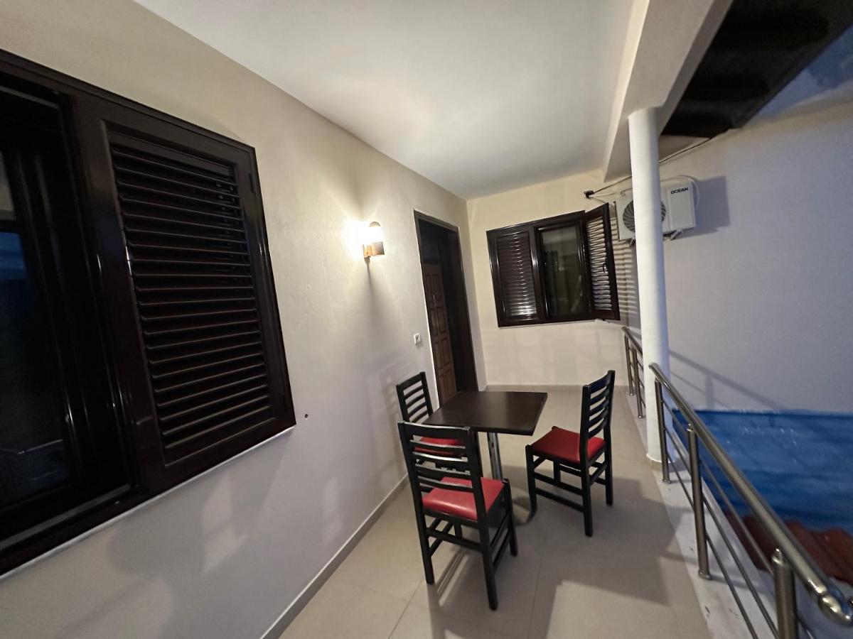 בראט Elby Apartments מראה חיצוני תמונה