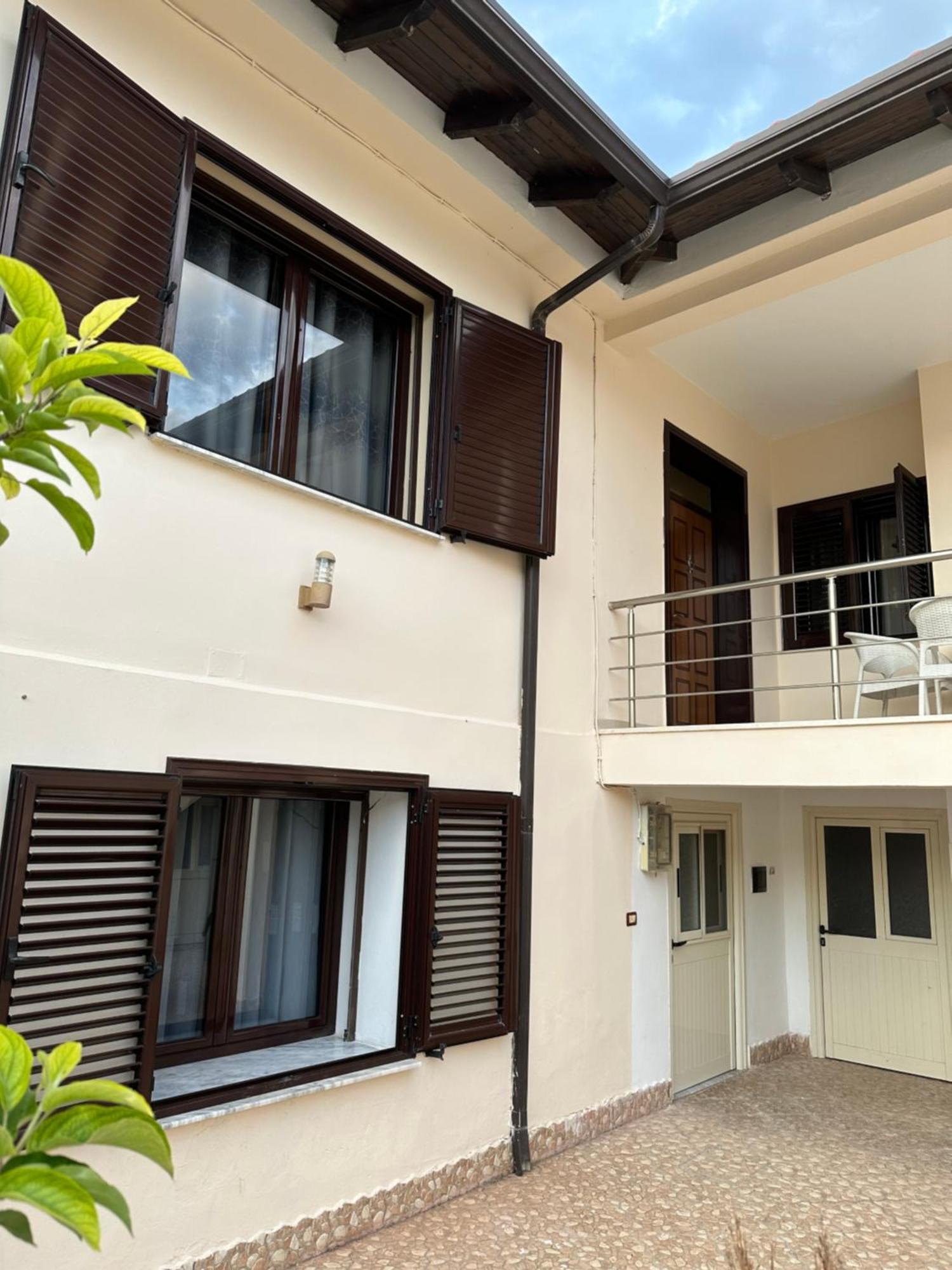 בראט Elby Apartments מראה חיצוני תמונה