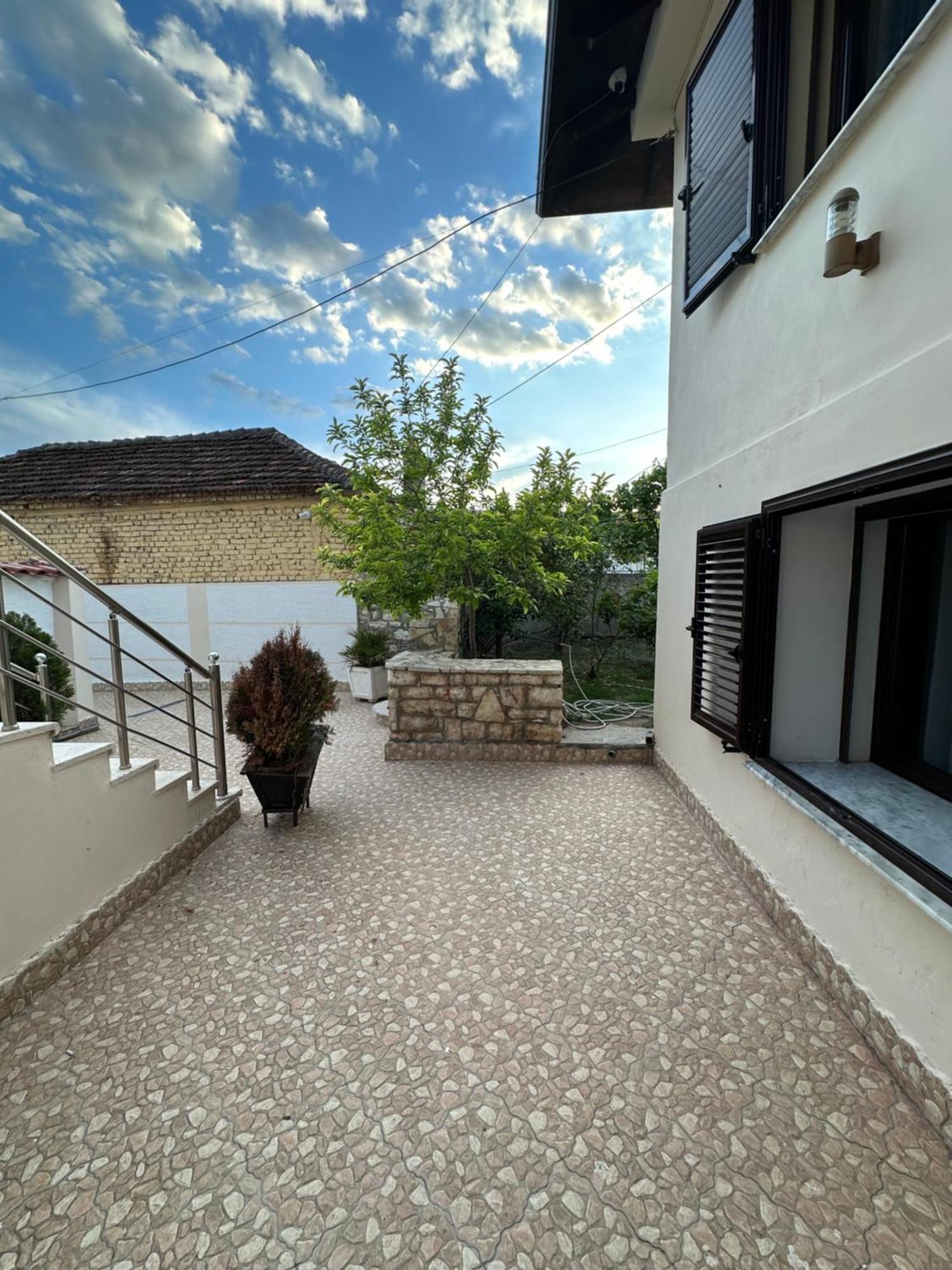 בראט Elby Apartments מראה חיצוני תמונה